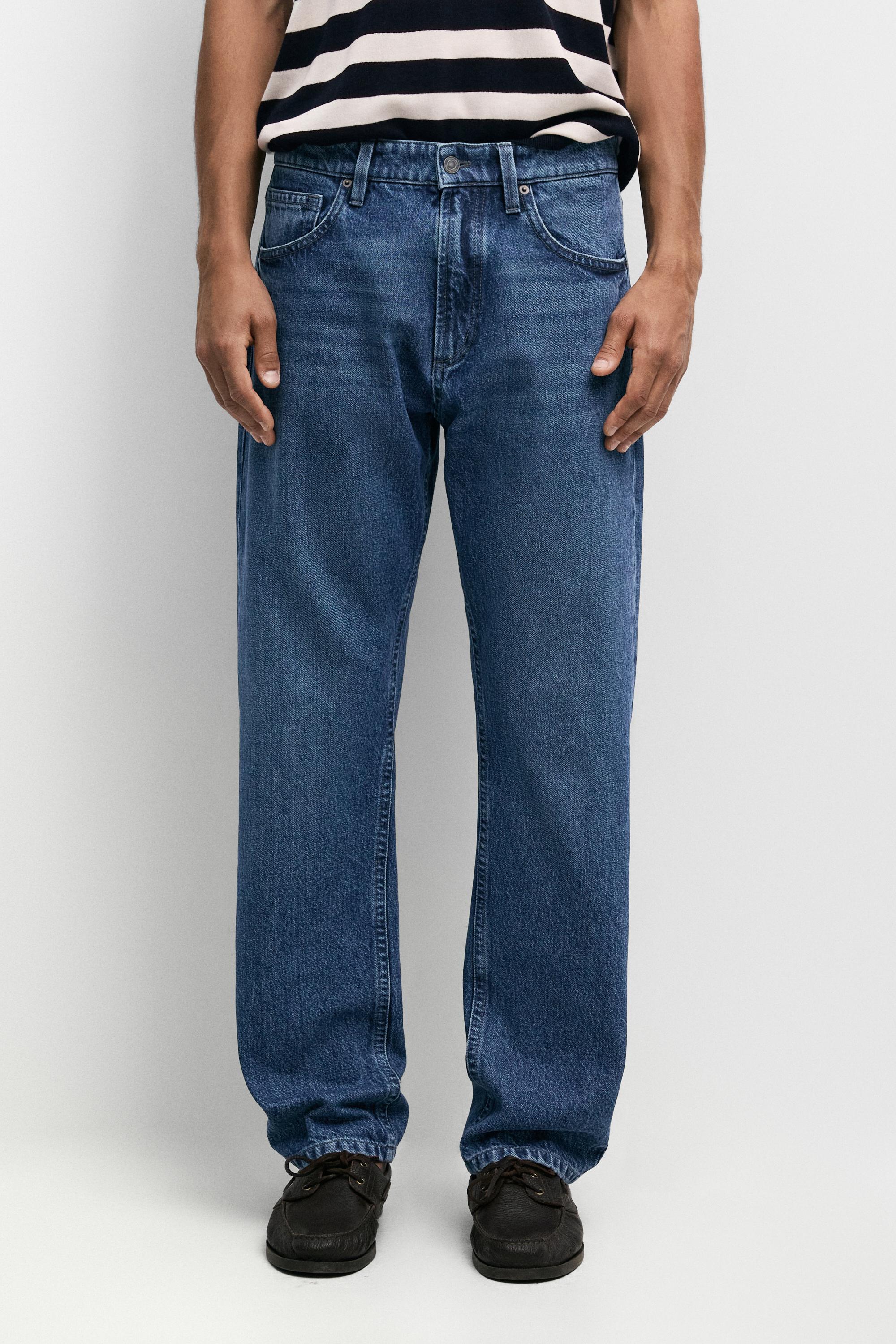 Relaxed fit jeans